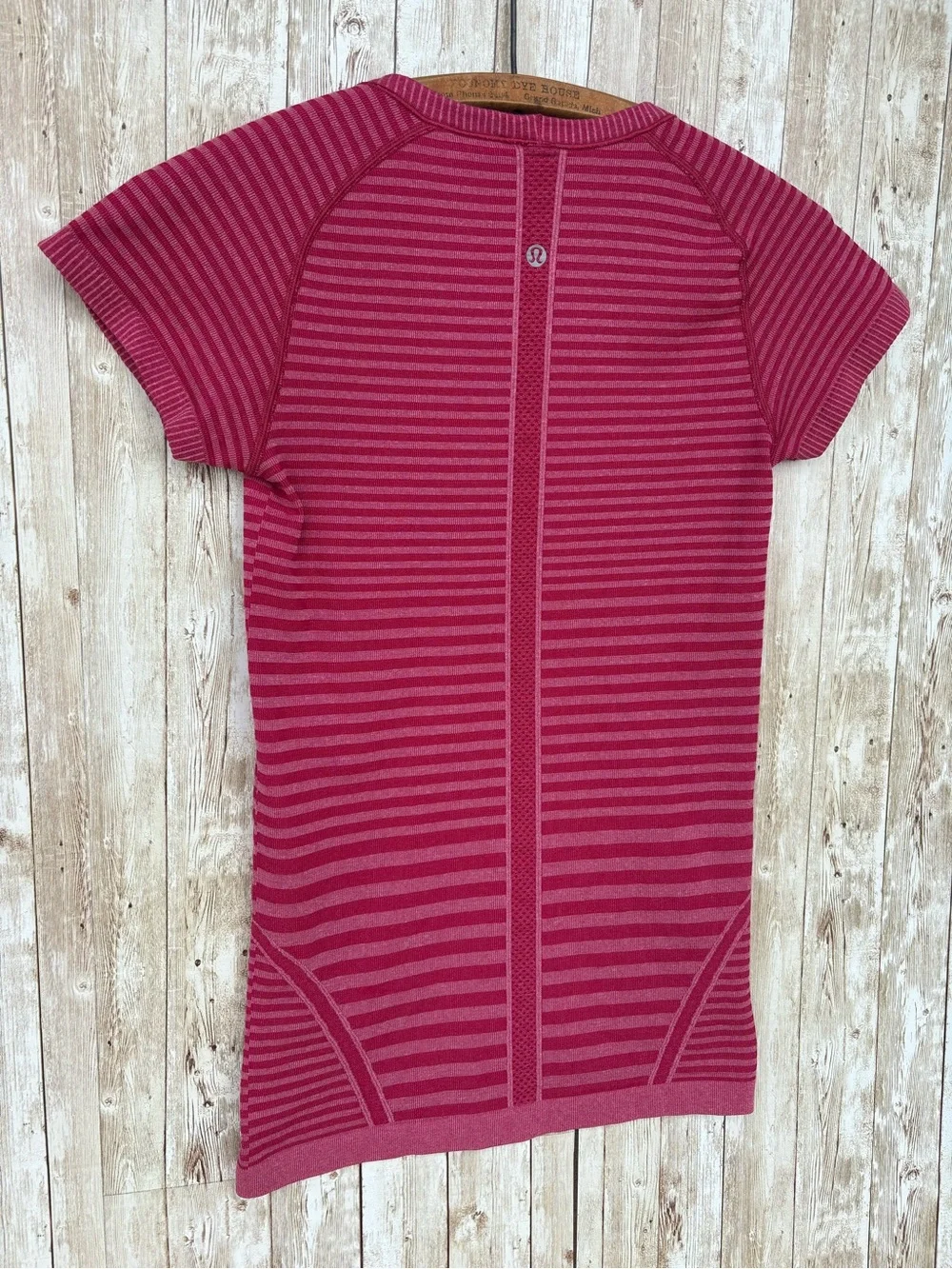 Lululemon Swiftly Tech Striped Short Sleeve Top